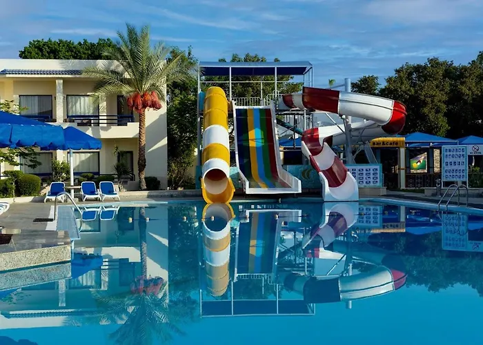 Cataract & Aqua Park Naama Bay Üdülőközpont Sarm es-Sejk