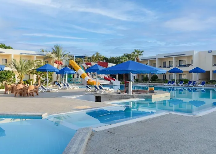 Cataract & Aqua Park Naama Bay Üdülőközpont 4*